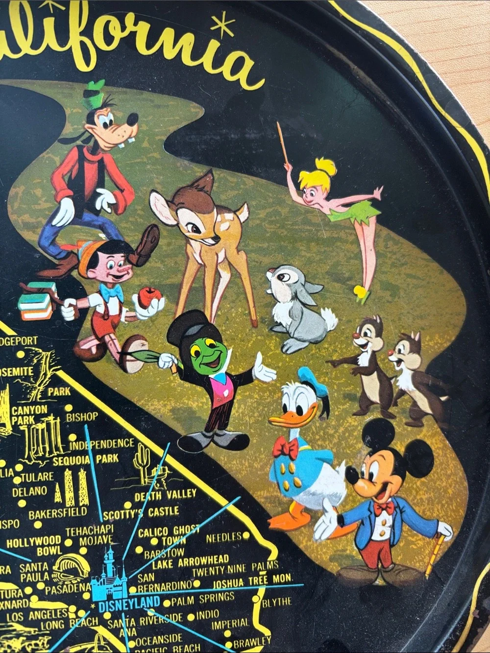 VERY RARE OLD VTG 1960's SOUVENIR TRAY: CALIFORNIA DISNEYLAND; BRIGHT COLORS